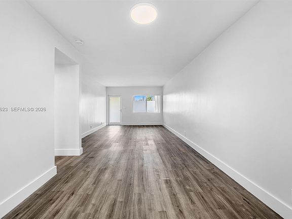 4th image of 600 Layne Blvd APT 126