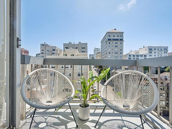 5th image of 1998 Broadway St #1201