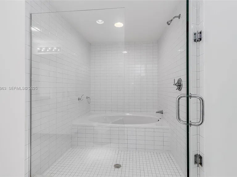 888 Biscayne Blvd #3609 — Photo 13