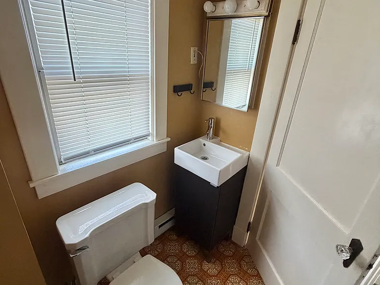 26 Wintworth St #2 — Photo 13