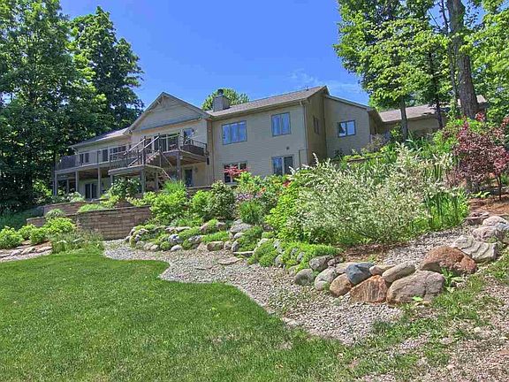 5th image of 7957 Bussa Ln