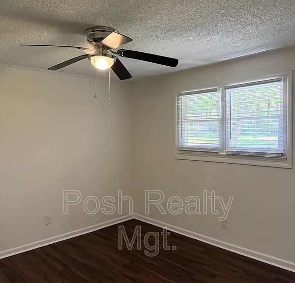 3523 Old Battleground Rd — Photo 7
