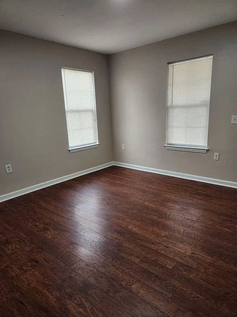 House for Rent — Photo 2
