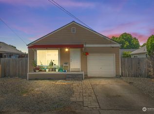 630 2nd St NW, Auburn, WA