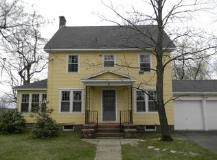 5 Mountainview Ter, Rensselaer, NY 12144