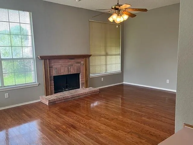 517 E Grubb Dr — Photo 7