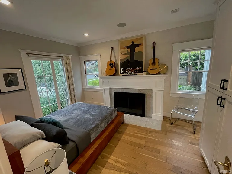 1524 N Sierra Bonita Ave — Photo 23