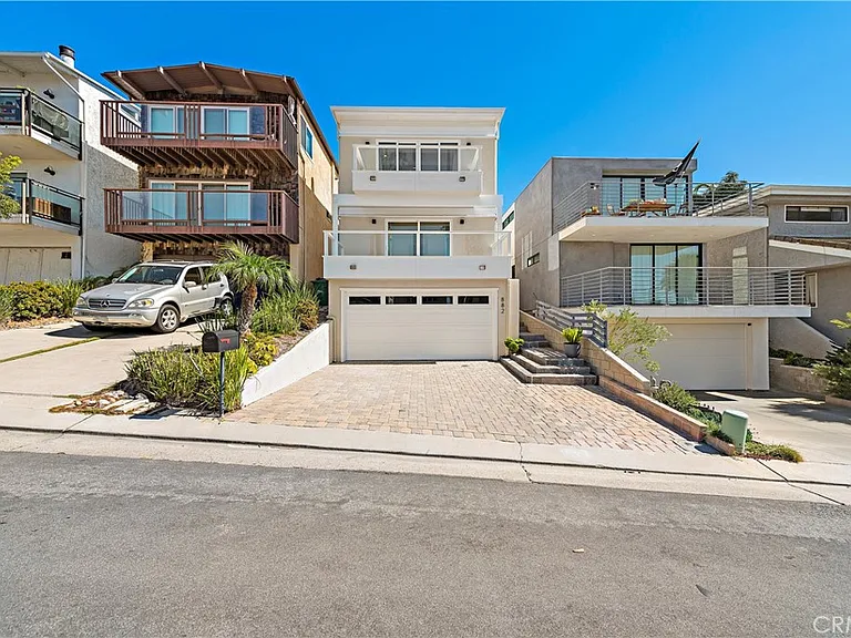 882 Acapulco St — Photo 35
