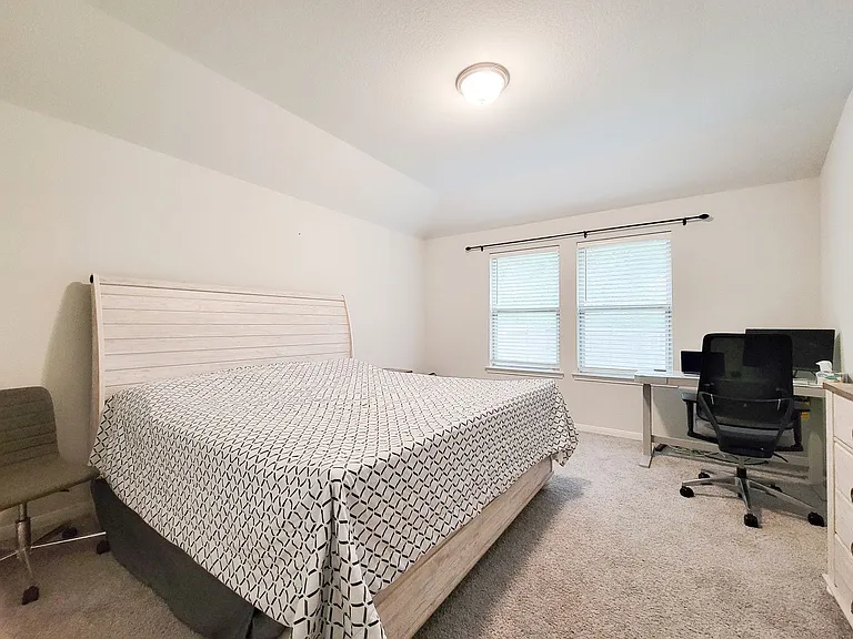 6523 Fiddlewood Thicket Ln — Photo 18