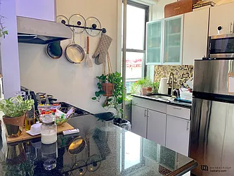 Rented by Batra Group Inc