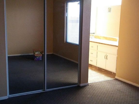 5th image of 758 E Avenue H14