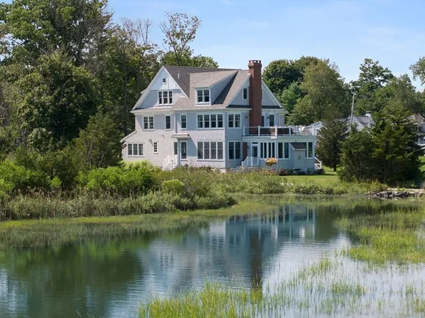 28 Black Horse Ln, Cohasset, MA 02025