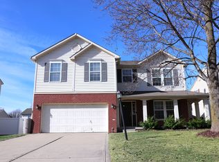 13588 Sweet Briar Pkwy, Fishers, IN 46038