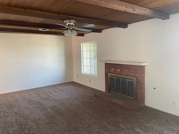 3rd image of 15143 Darnell Dr