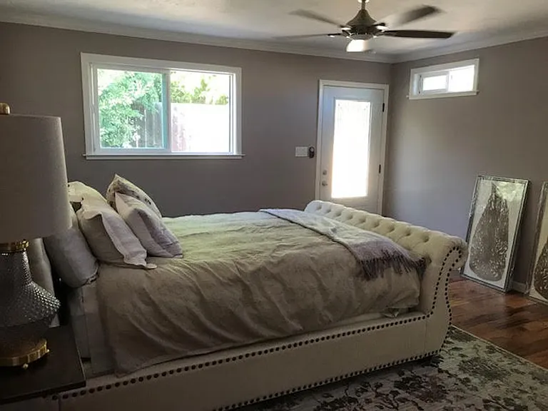 240 N Cragmont Ave — Photo 15