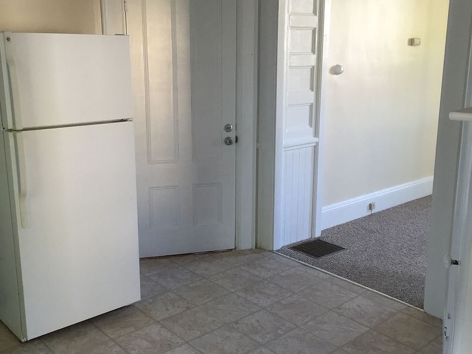 First floor 1 bedroom 