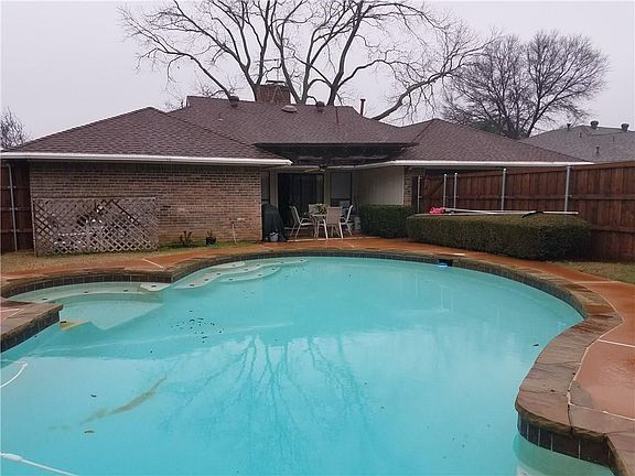 2nd image of 3212 Bandolino Ln