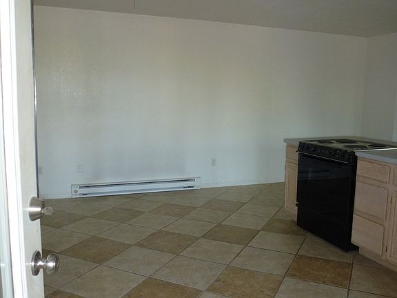5th image of 435 Paintbrush Way #B