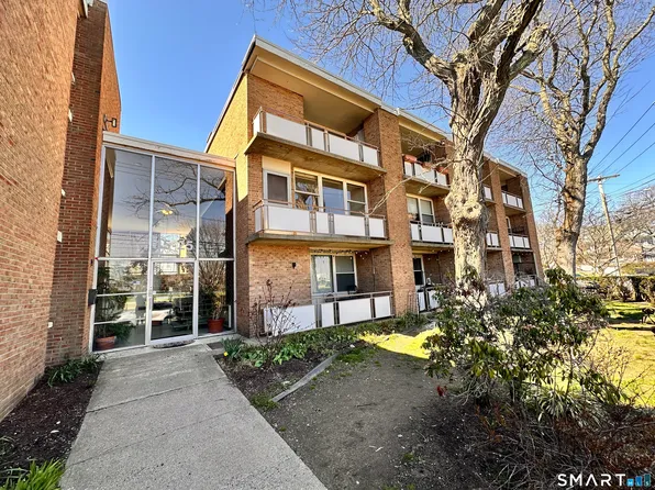 25 Ellsworth Street #17, Bridgeport, CT 06605