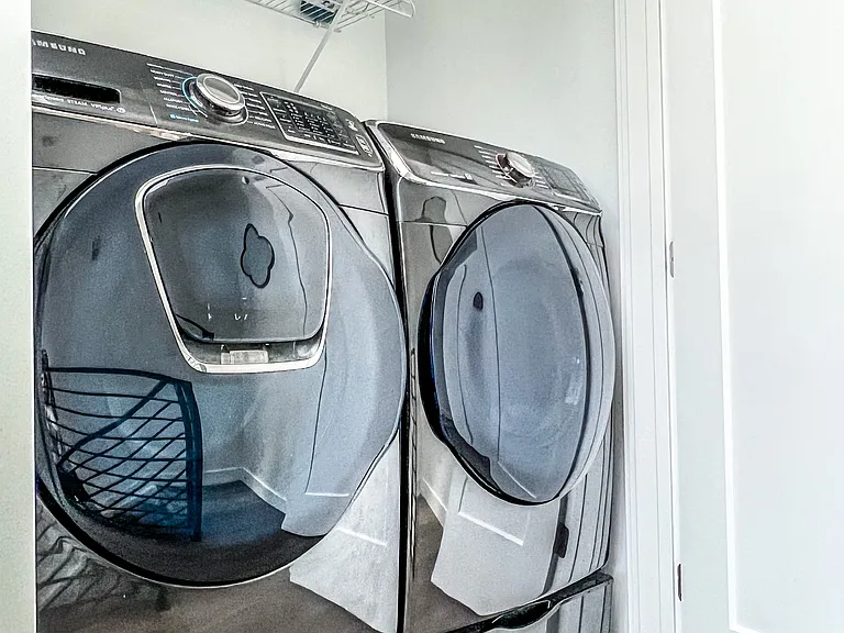 Samsung Washer/Dryer Combo with additional storage.
