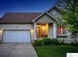 14810 Grebe St, Bennington, NE 68007