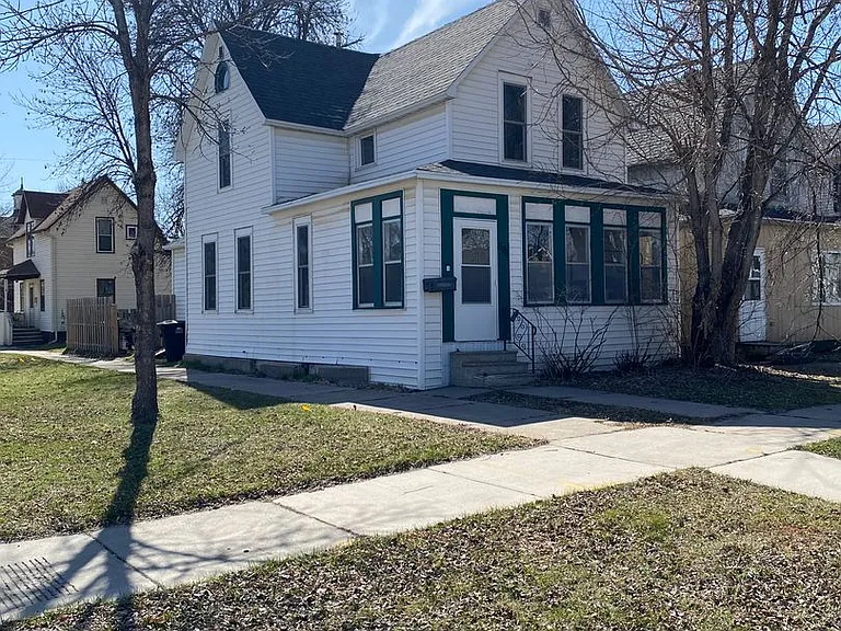501 N 4th St — Photo 1