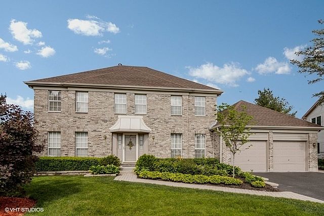 1st image of 436 Balmoral Dr