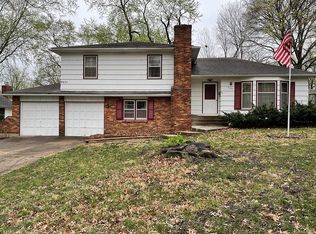 9601 W 93rd St, Overland Park, KS 66212