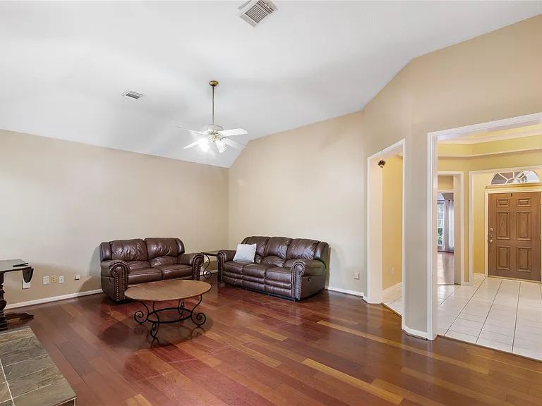 6 Windfern Pl — Photo 21