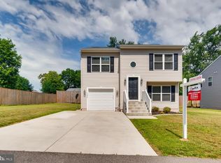 7904 Caldwell Ct, Pasadena, MD 21122