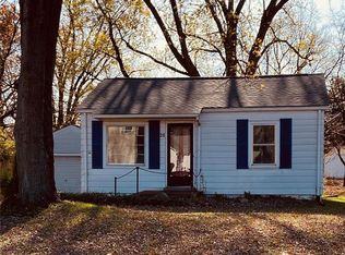 26 Fairway Dr, Fairview Heights, IL 62208