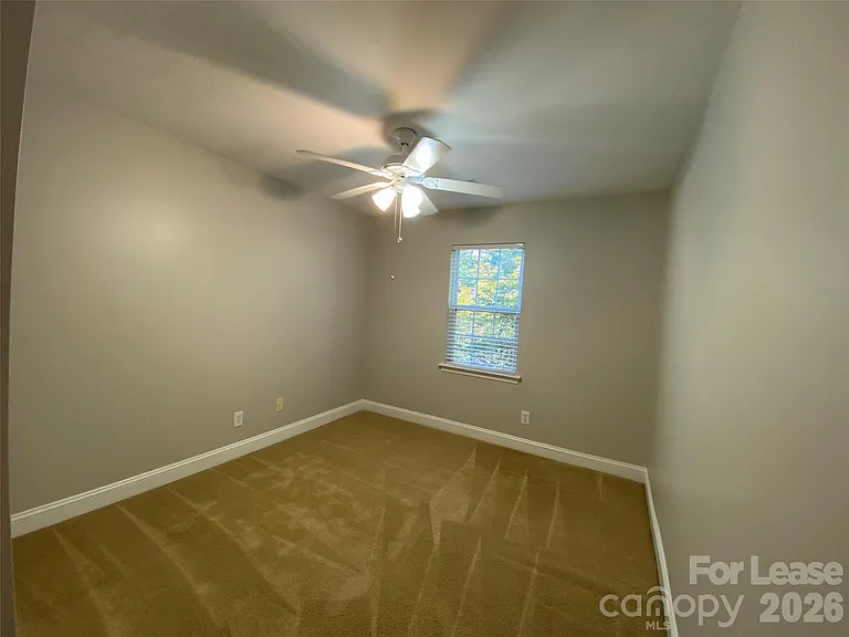 9513 Wilson Hall Dr — Photo 23