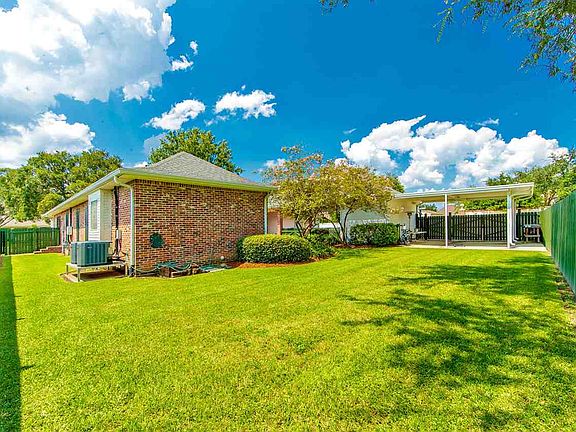 4th image of 204 Choctaw Dr