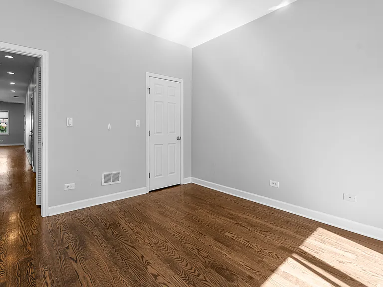 529 N Racine Ave #3 — Photo 18