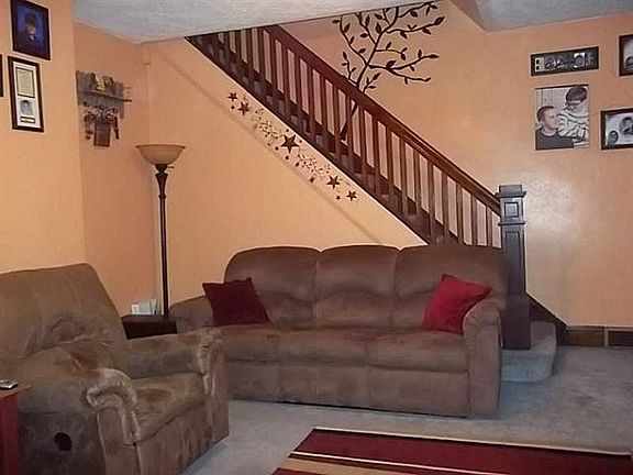 3rd image of 502 Lewis Ave