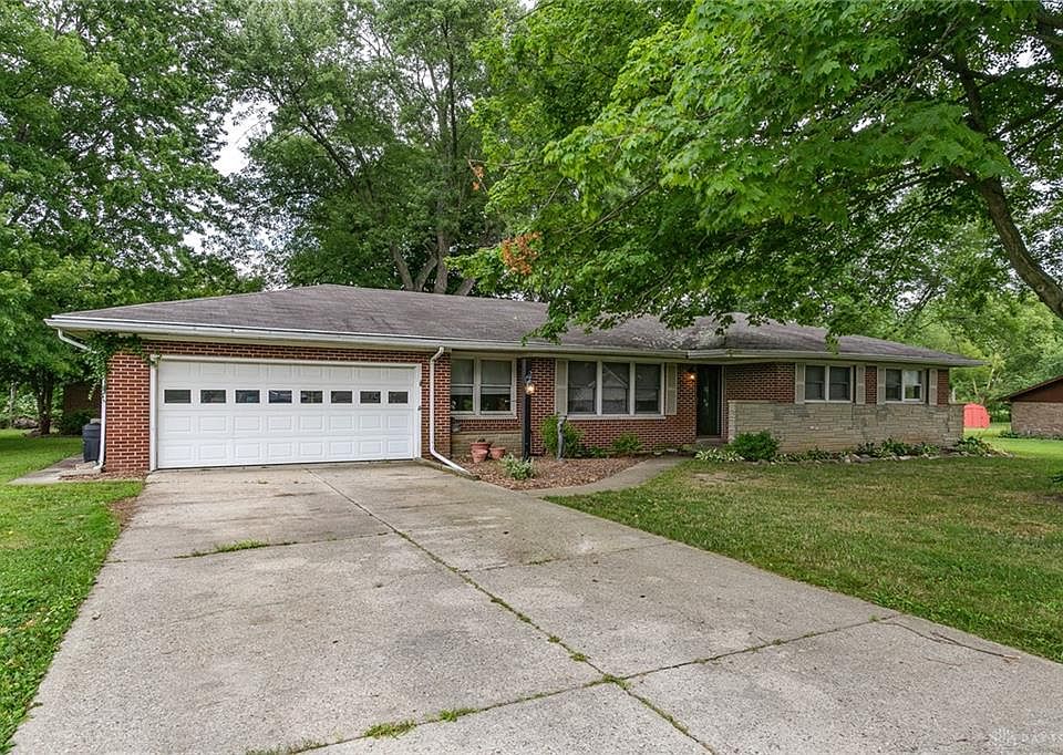 1st image of 115 Woodridge Dr