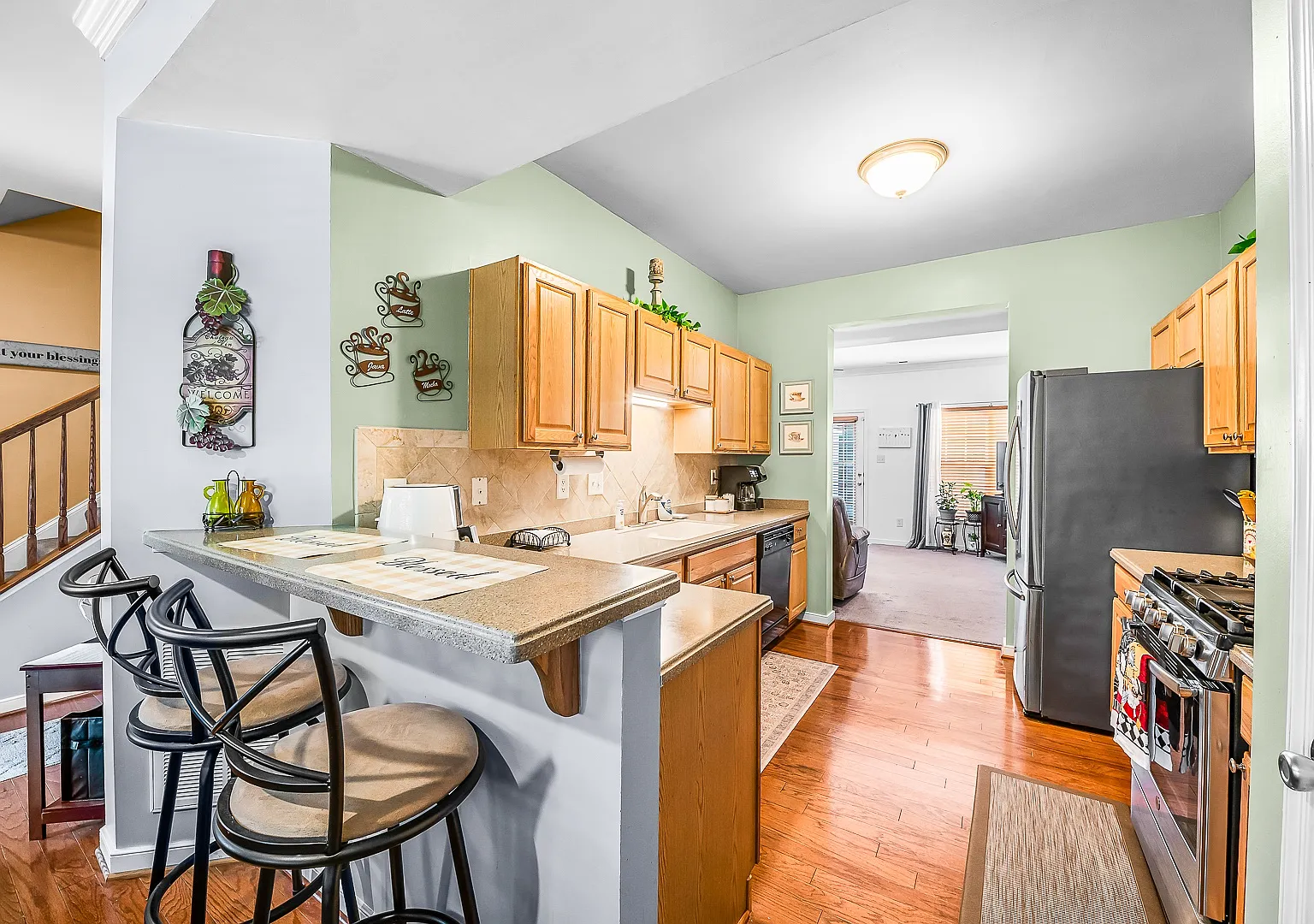 3 bed, 2.5 bath, 1584 sqft, $2,600 — Photo 4