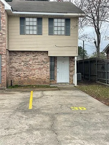 732 Heavens Dr — Photo 3