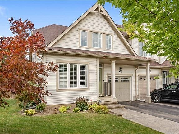 3rd image of 16 Dwyer Ct