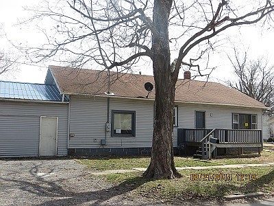 2nd image of 2048 Clarke St