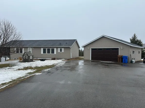 2257 Long Lake Rd, Detroit Lakes, MN 56501