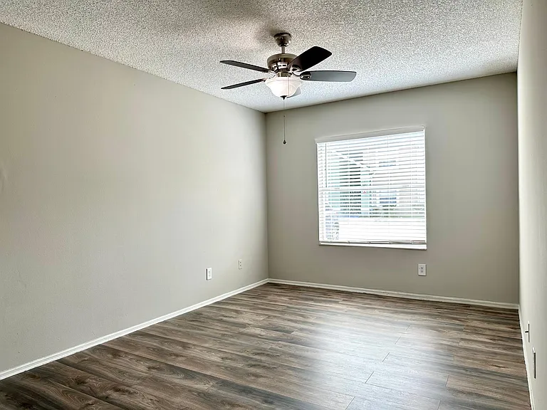 4124 Pershing Pointe Pl #2 — Photo 6
