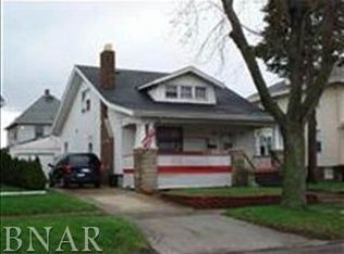 1312 S Center St, Bloomington, IL 61701