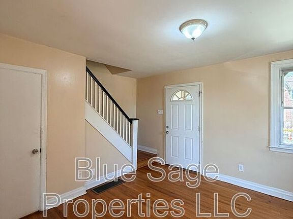 4th image of 601 Littlecroft Rd