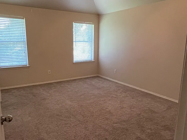 3393 Blanco Dr — Photo 9