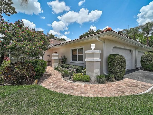 7341 Golf Pointe Cir