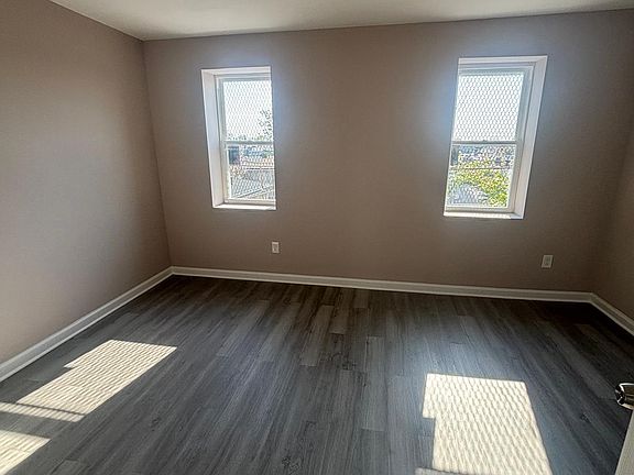 5th image of 1711 N Caroline St APT 1