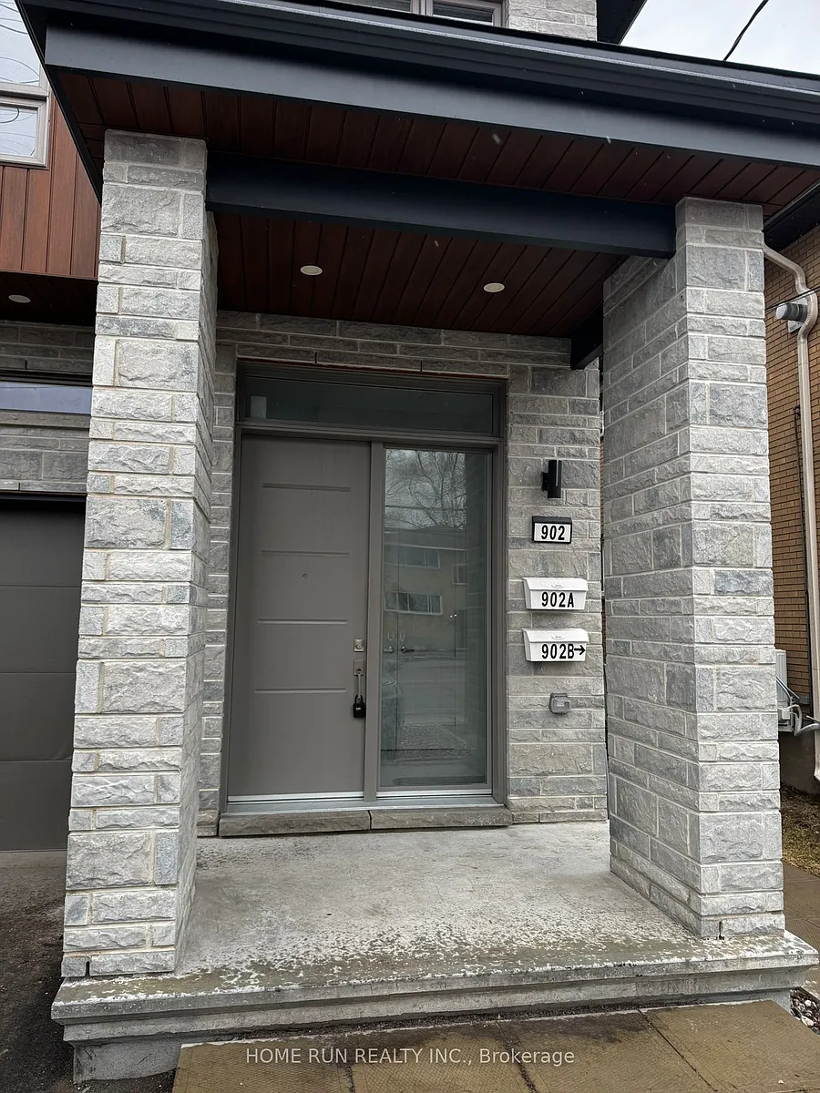Building Photo - 902 Pinecrest Rd #A