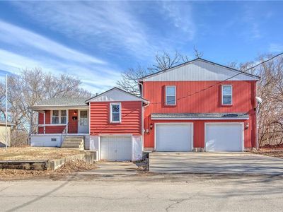 181 Novak St, Sugar Creek, MO, 64054
