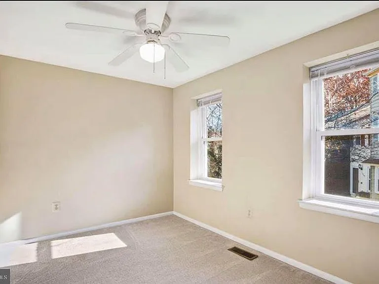 13817 Cabernet Ct — Photo 11